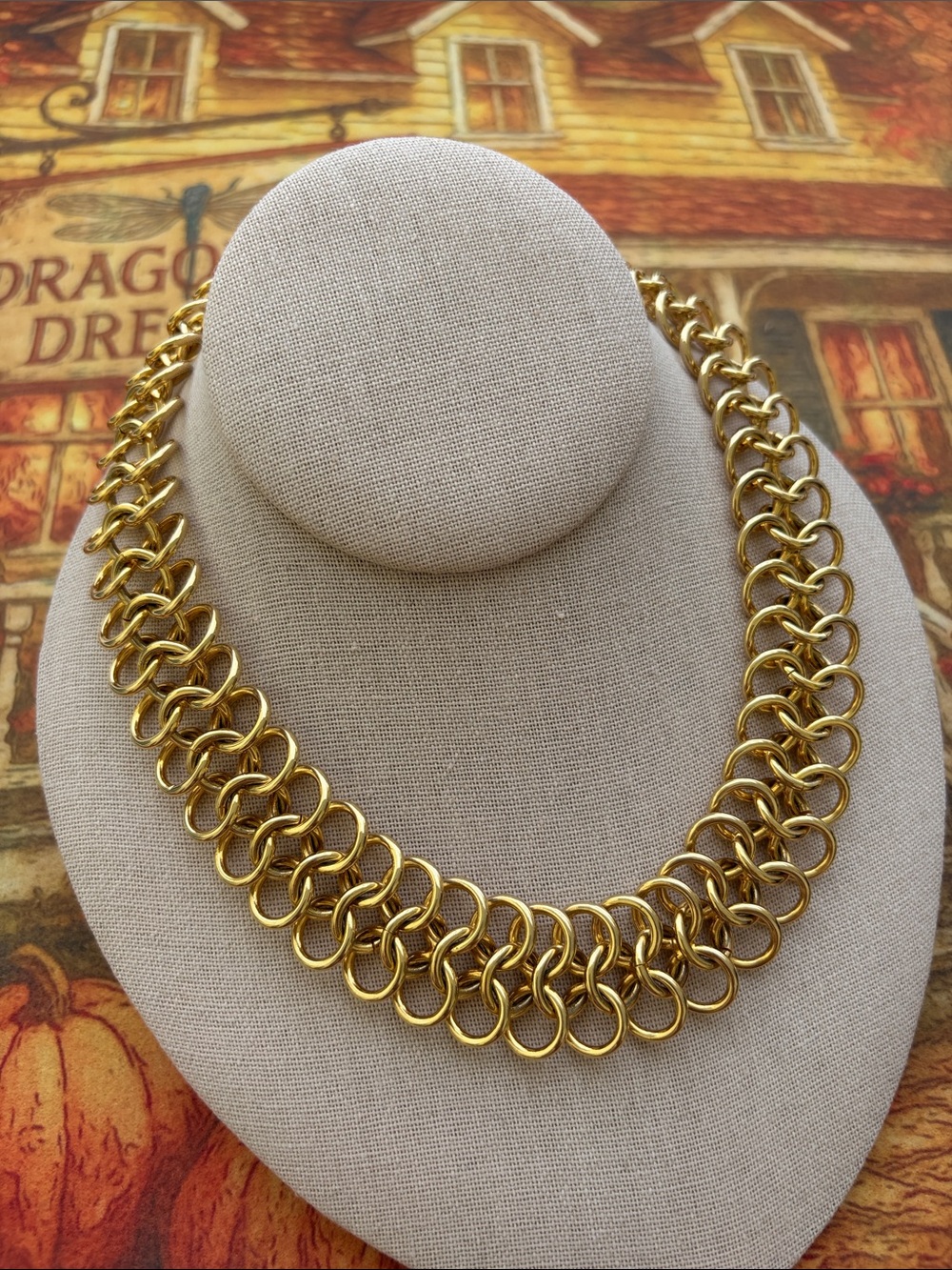 Gold Chainmail Link Necklace - Elegant Women's Jewelry
